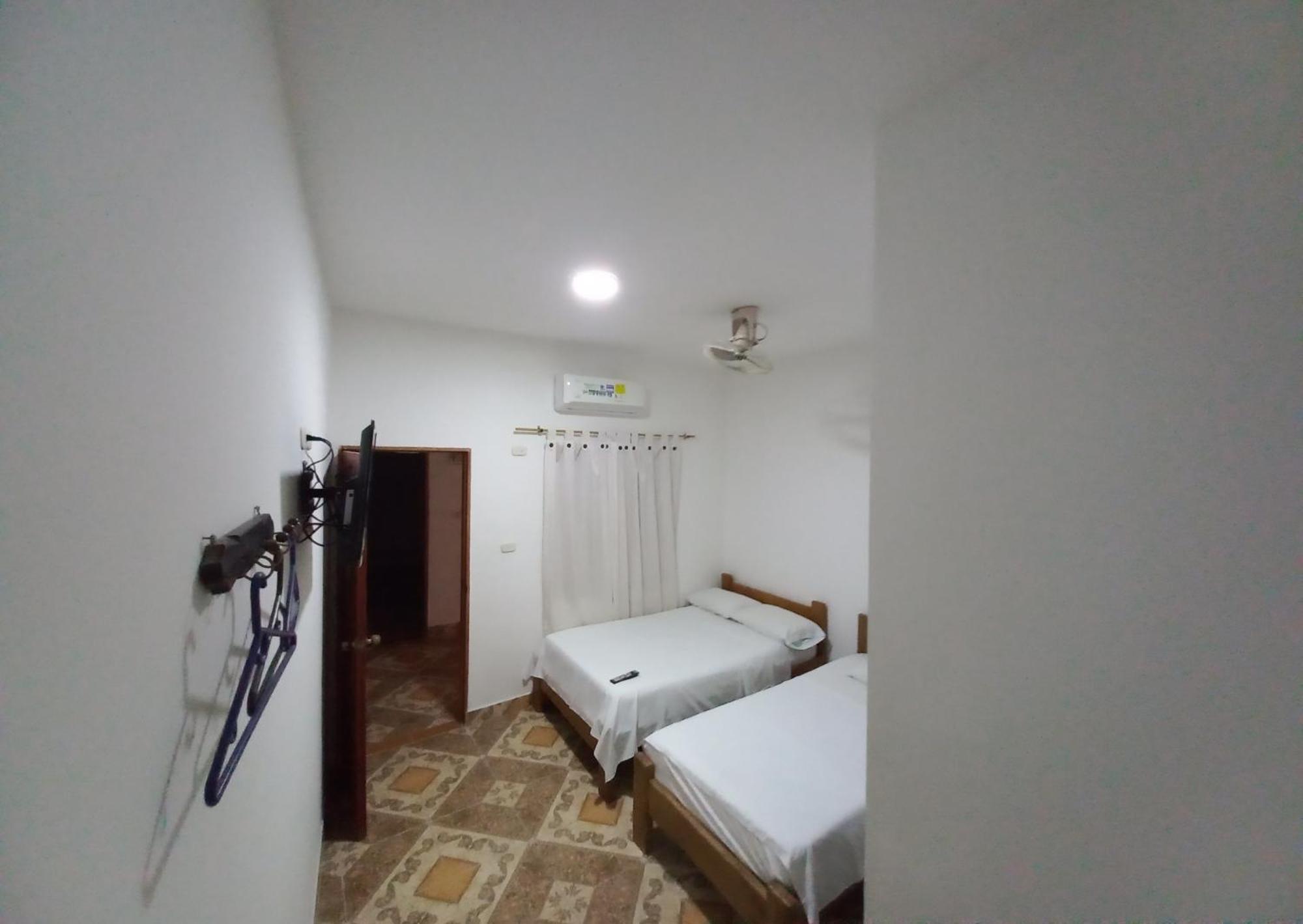 Hotel San Adolfo Carepa Exterior photo